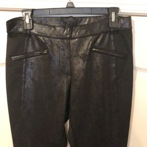 Hue Faux Leather front leggings
